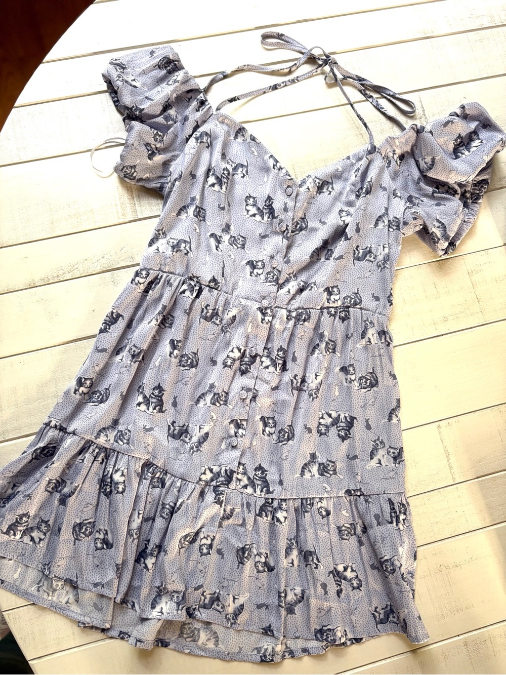 Kimchi Blue light blue Off-Shoulder Mini Dress with kitten print